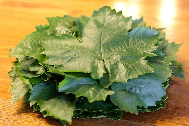 a stack of grape leaves