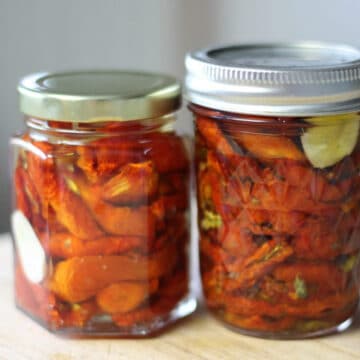 jarred sun-dried tomatoes