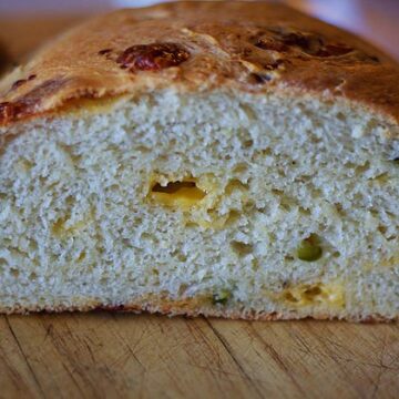 Jalapeño Cheddar Sourdough Bread