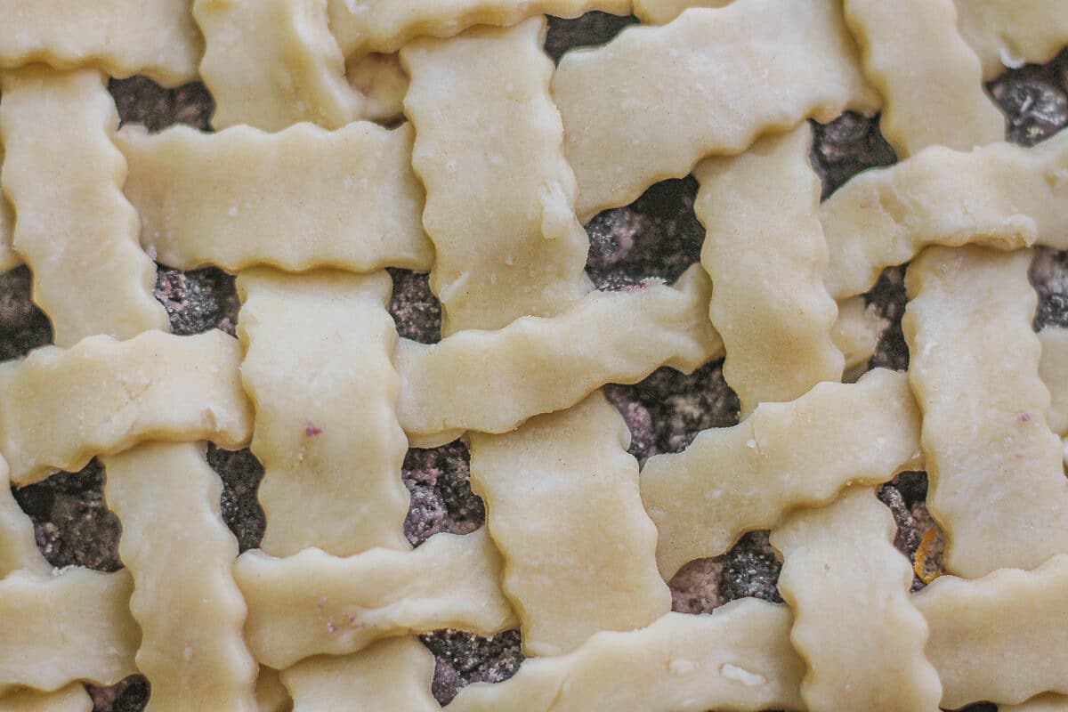 unclose picture of pie lattice