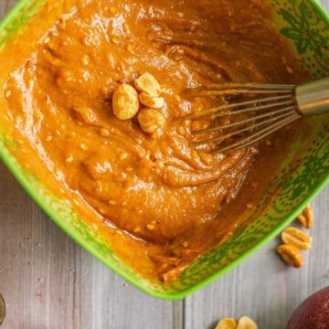 peanut dipping sauce in green bowl