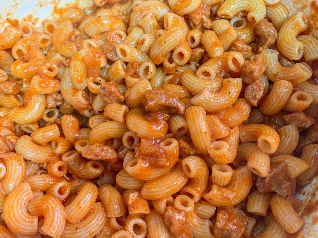 macaroni and meat sauce