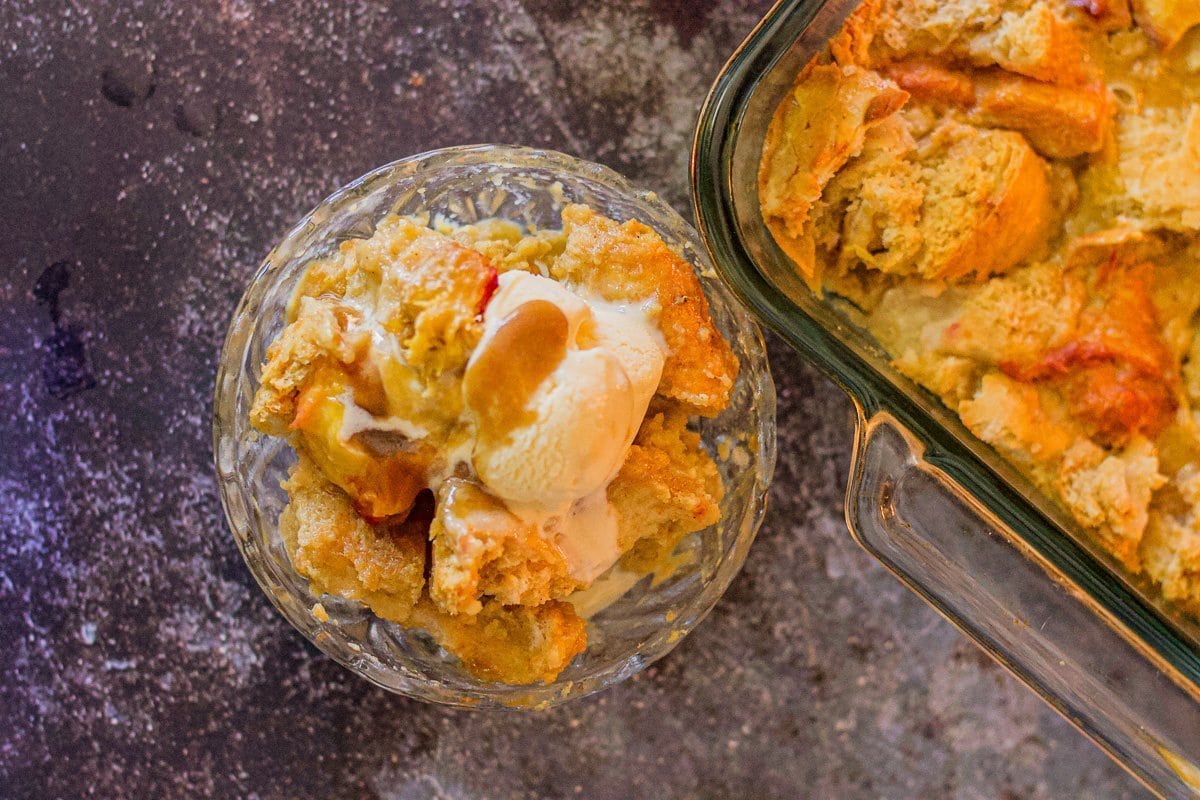 Peach Bread Pudding With Caramel Sauce Hilda S Kitchen Blog