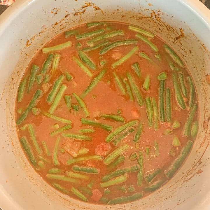 fasolia stew in a pressure cooker