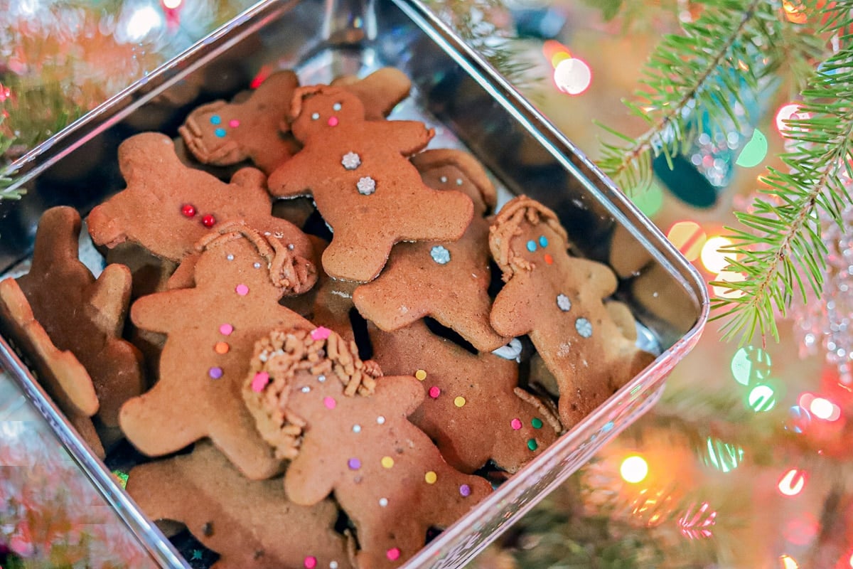 Delicious Gingerbread Men Cookies | Hilda's Kitchen Blog