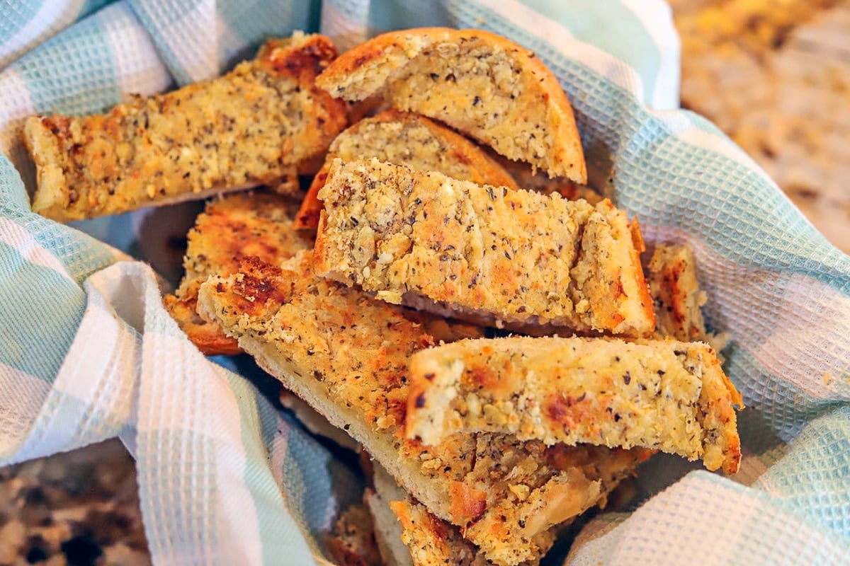 Cream Cheese Garlic Bread Recipe | Hilda's Kitchen Blog