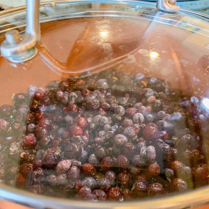 berry mixture in pot