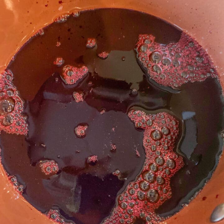 mountain berry juice in pot