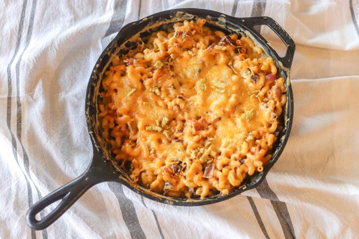 chipotle smoked Mac and cheese in a cast iron skillet