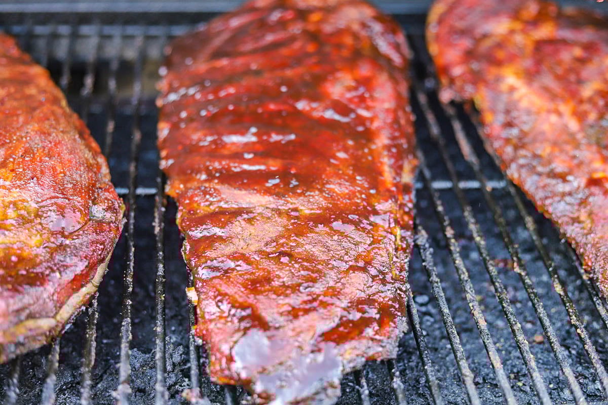 Smoke Traeger Ribs Like A Pro! Hilda's Kitchen Blog