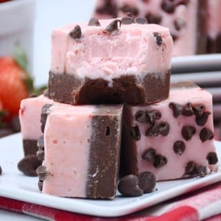 Valentines day desserts/ strawberry fudge