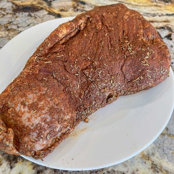 https://hildaskitchenblog.com/wp-content/uploads/2022/04/traeger-smoked-tri-tip_-4-720x720.jpg