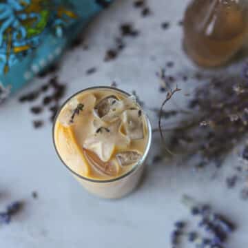 iced lavender latte