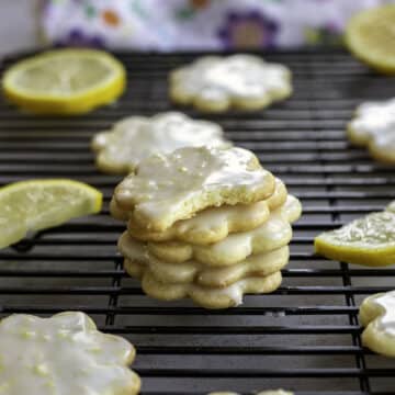 lemon shortbread cookies on a cooling rack