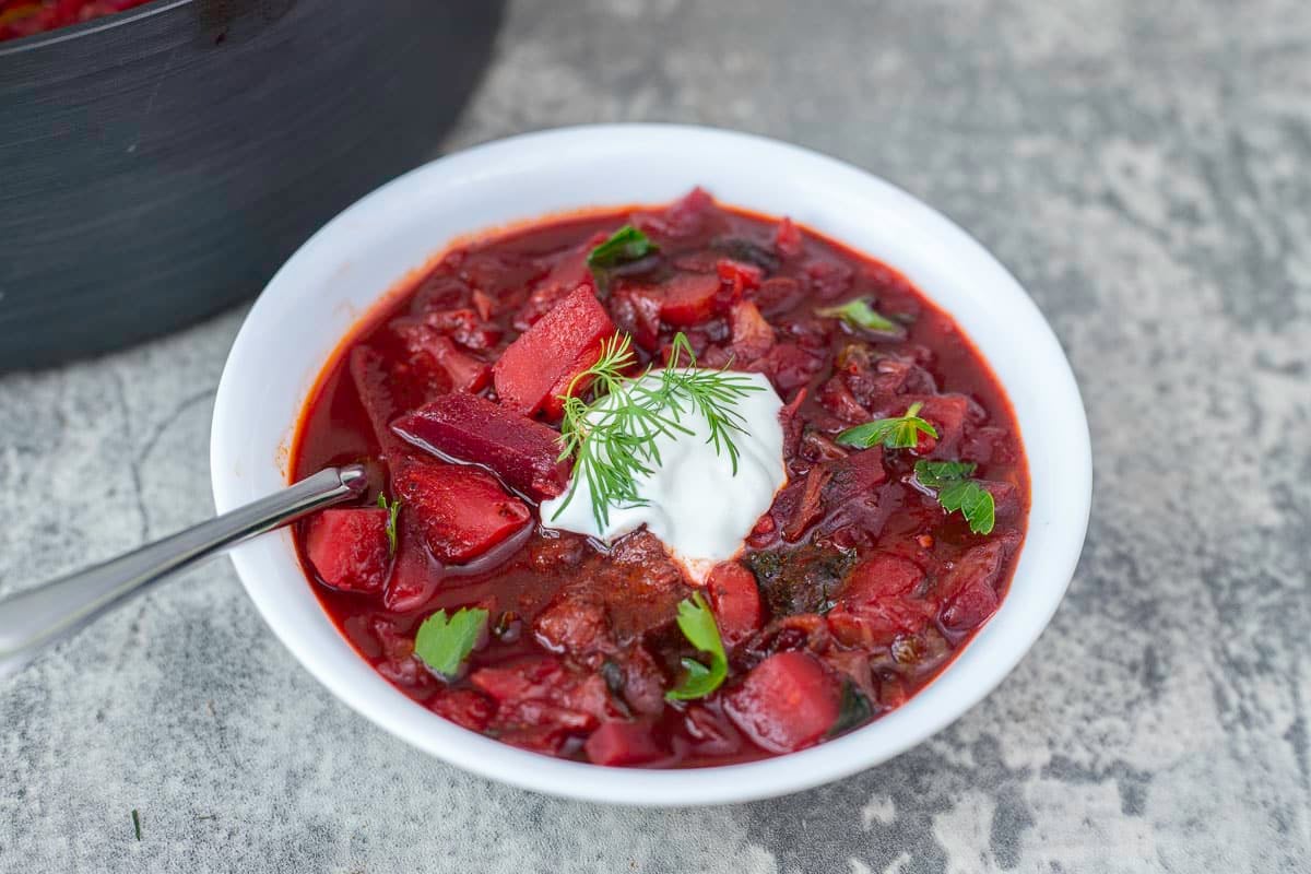 ukrainian borscht soup in a bowl