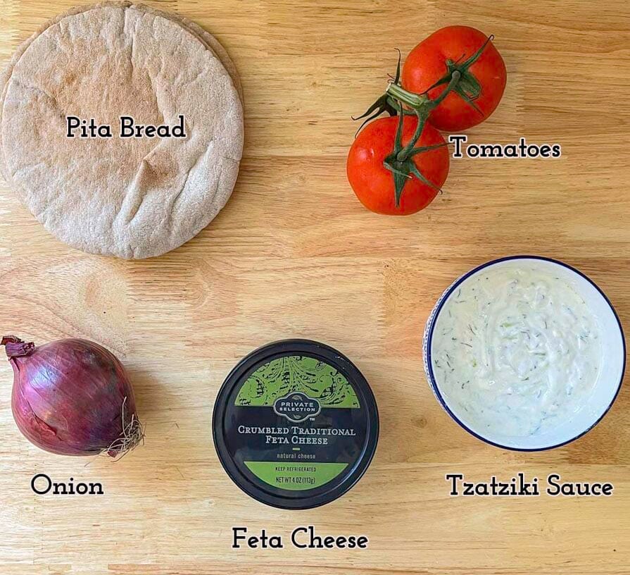 gyro pita sandwich ingredients.