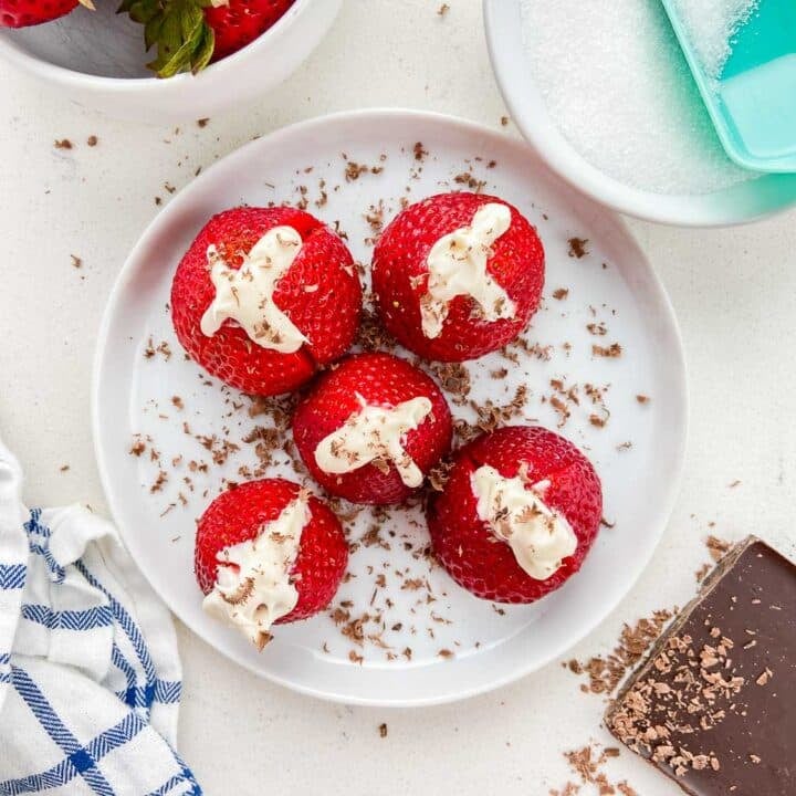 Boozy Stuffed Strawberries