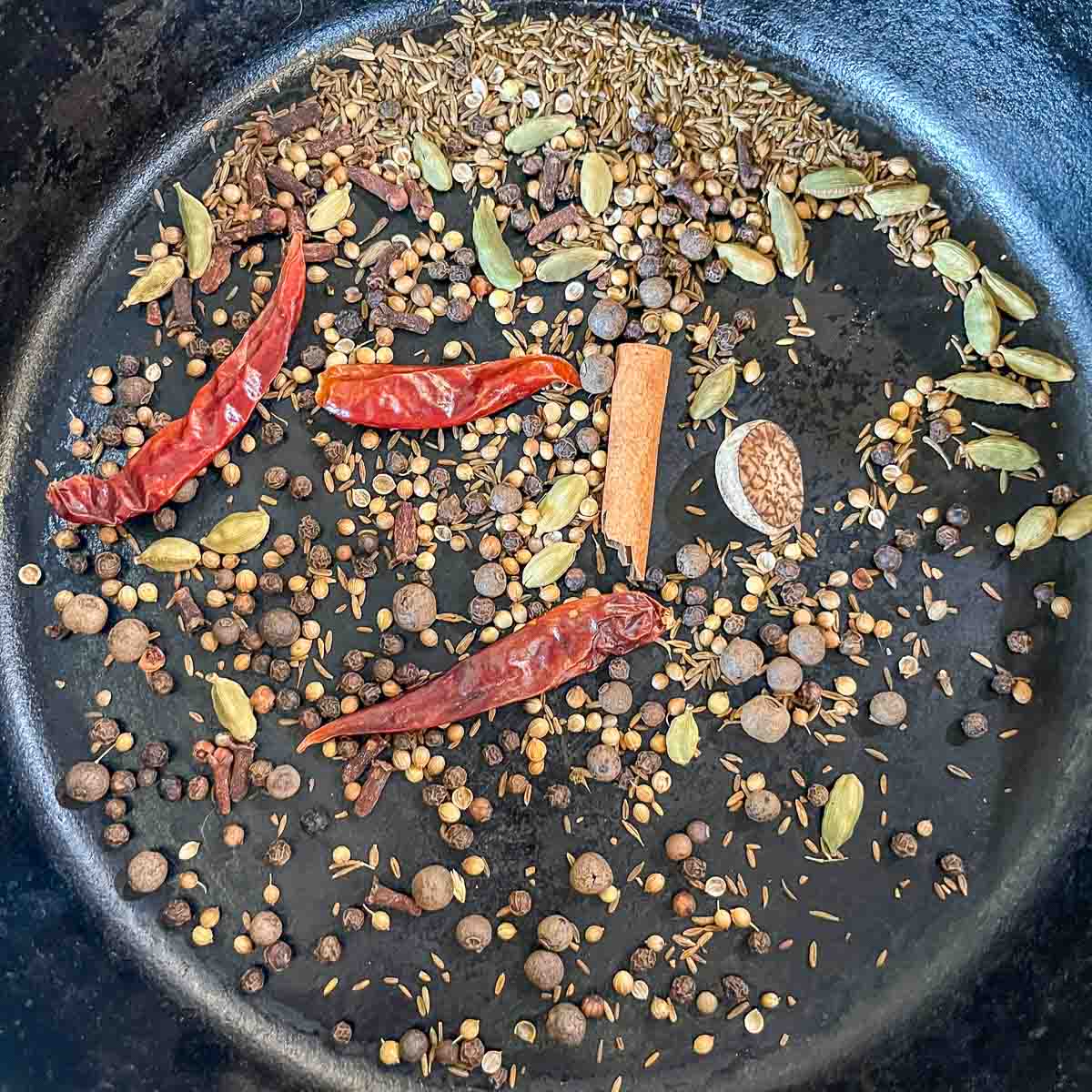 baharat spices in a pan