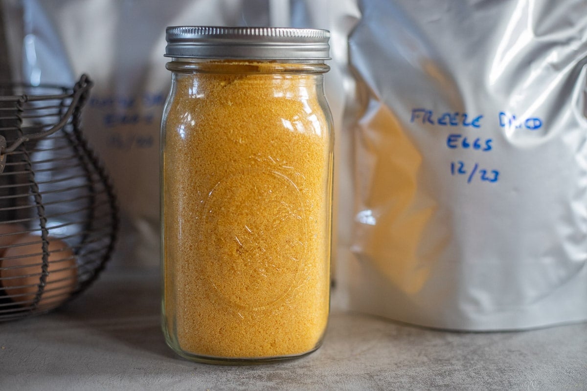 freeze dried eggs in a jar with more in mylar bags