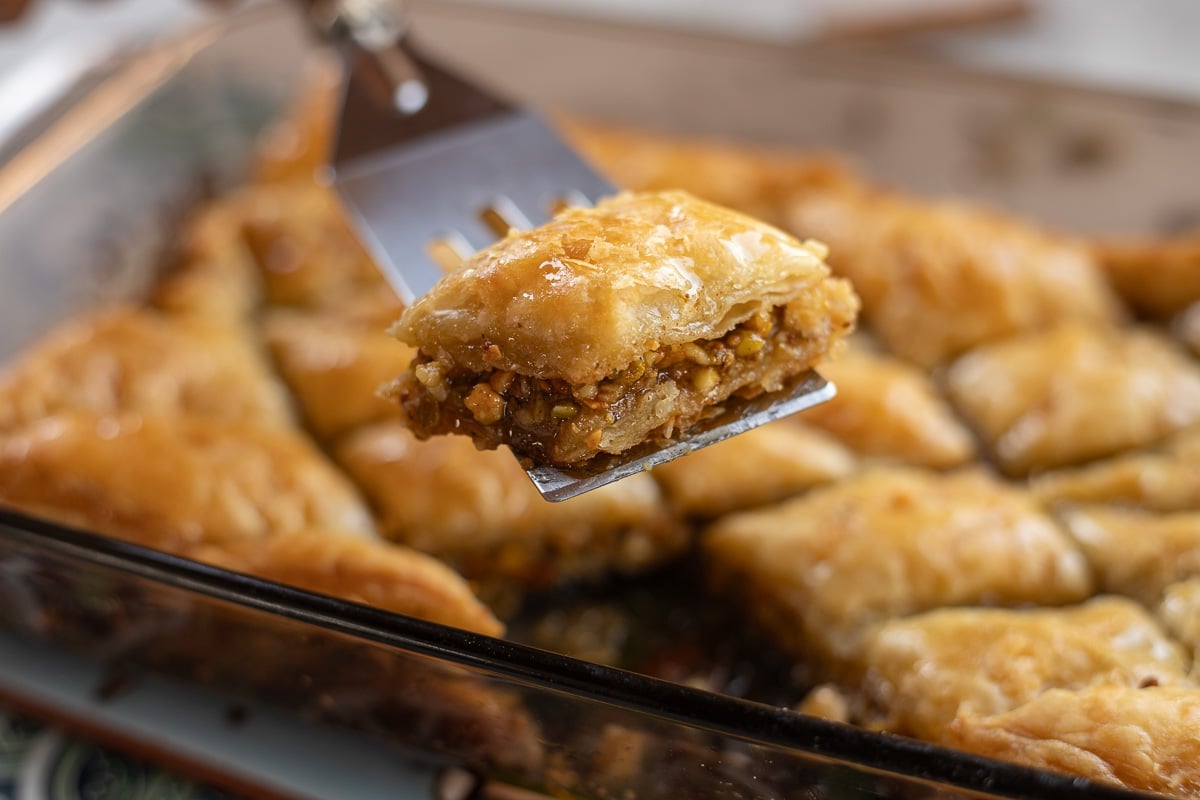 puff pastry baklava being served