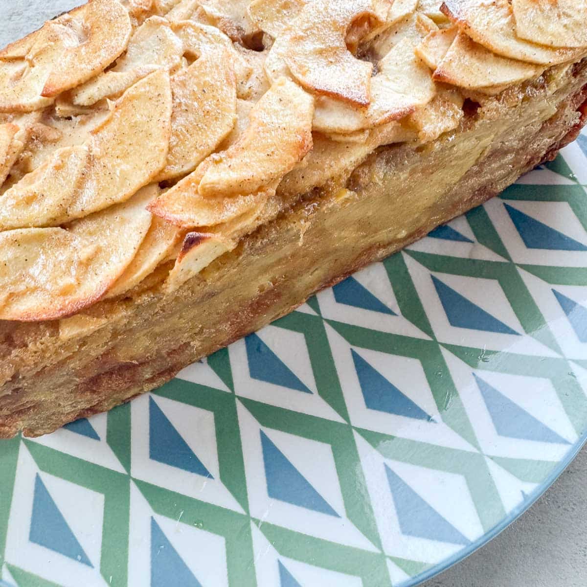 invisible apple cake on a colorful plate. 