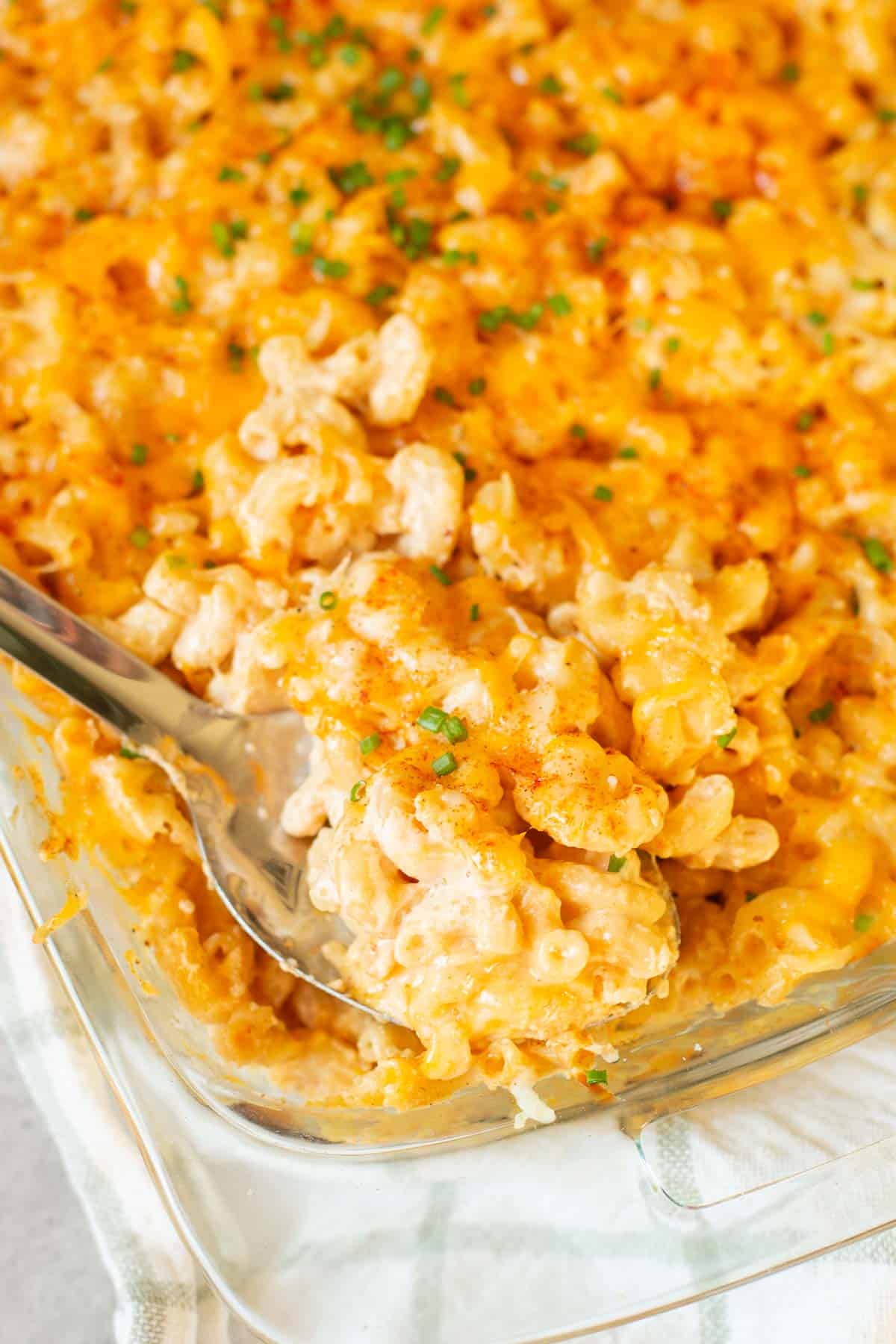 high protein macaroni and cheese topped with fresh chives.